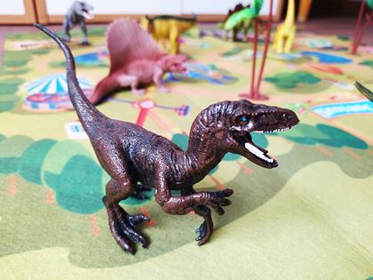 Dinosauři hračky