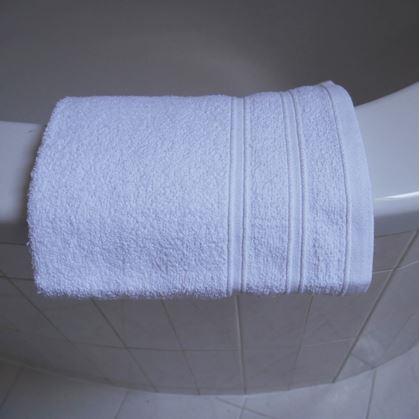 Obrázek z Ručník 100% bavlna 50 x 100 cm - bílý