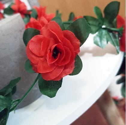 girlanda umělé růže