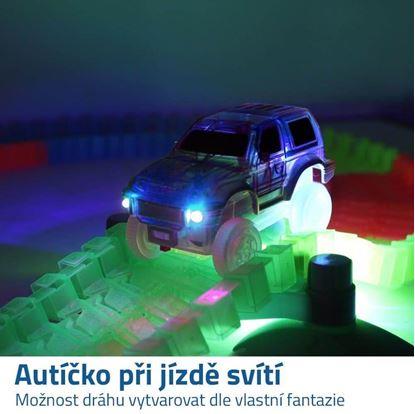 Svítící autodráha