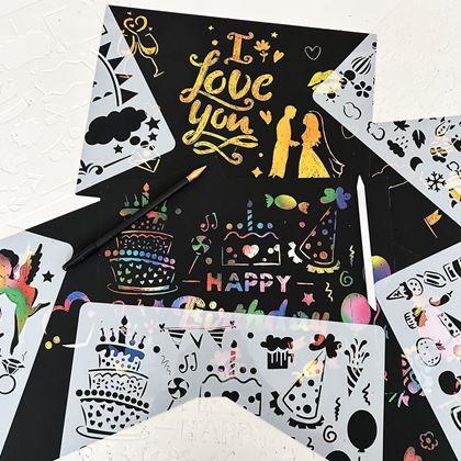 Obrázek z 5 ks vyškrabávacích šablon A4 + 2 pera