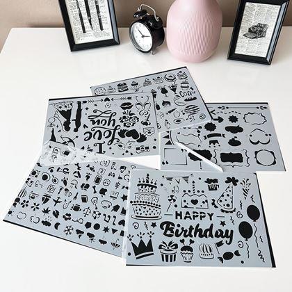 Obrázek z 5 ks vyškrabávacích šablon A4 + 2 pera