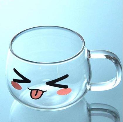 Obrázek z Hrnek emoji - vyplazený jazyk