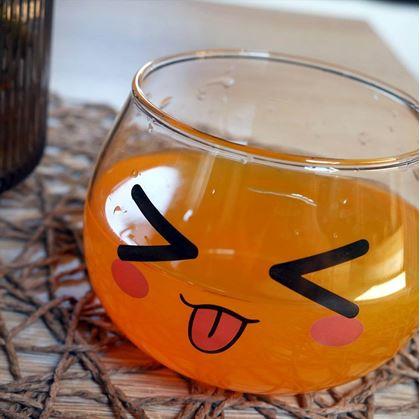 Obrázek z Hrnek emoji - vyplazený jazyk