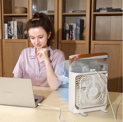 Obrázek z Stolní ventilátor s mlhou