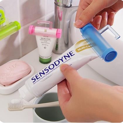 Obrázek z Závěsný vymačkávač tub