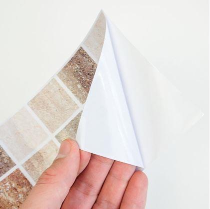 Obrázek z Samolepicí lišta mozaika - hnědá