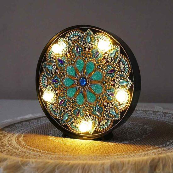 Obrázek z Diamantové malování LED lampička mandala - zlato stříbrná