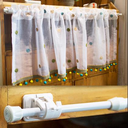 Obrázek z Nalepovací držáky na garnýže 2 ks