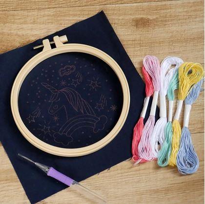 Obrázek z Vyšívání pro děti - jednorožec