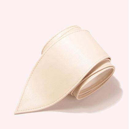 Obrázek z Dámský ozdobný pásek - krémový