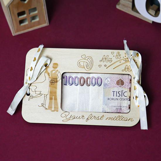 Obrázek z Svatební dar - dřevěné pouzdro na peníze