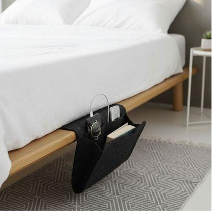 Obrázek z Závěsný kapsář / organizér na postel - černý