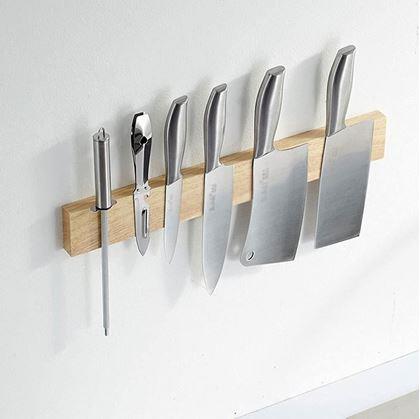 Obrázek z Magnetický držák na nože