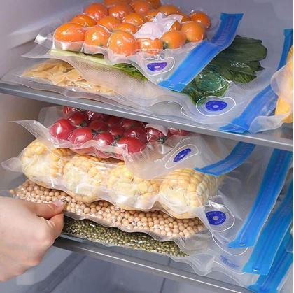 Obrázek z Sada na vakuování potravin - pumpička + 10 sáčků