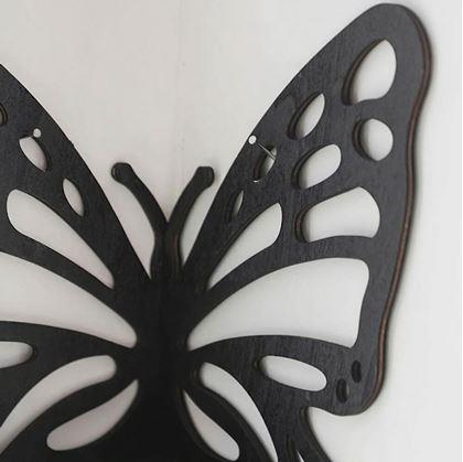 Obrázek z Dřevěná rohová polička motýl - černá