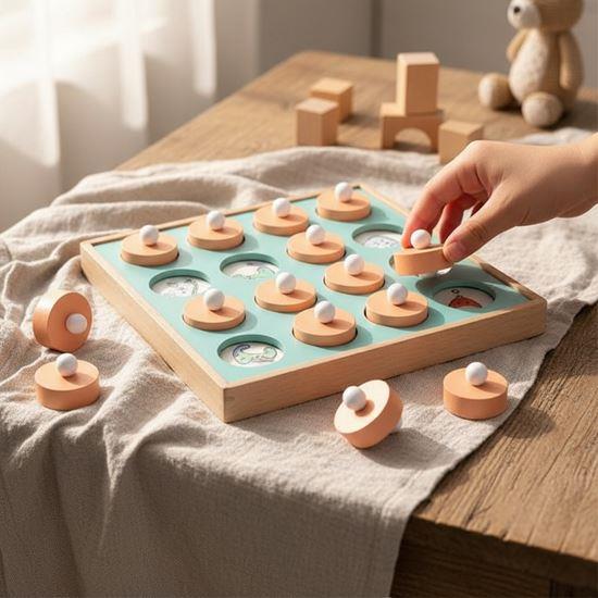 Obrázek z Dřevěná paměťová hra s vyměnitelnými obrázky