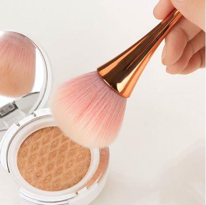 Obrázek z Štětec na pudr - růžovo zlatý