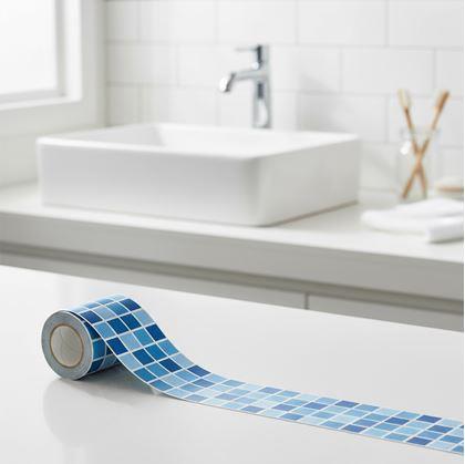 Obrázek z Samolepicí lišta mozaika - modrý mix