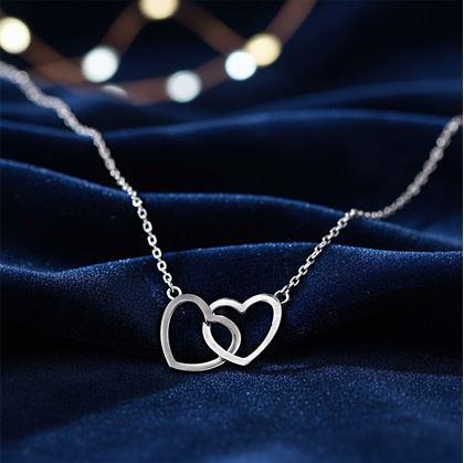 Obrázek z Řetízek - propojená srdce