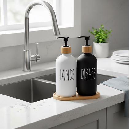 Obrázek z Sada dávkovačů s pumpičkou na mýdlo a jar na podnose