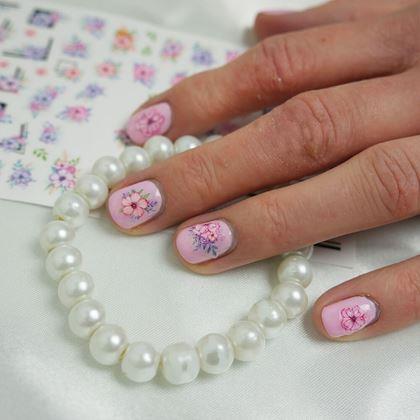 Obrázek z Sada samolepek na nehty - 71 ks květy