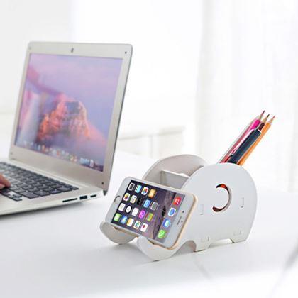 Obrázek z Stojánek na stůl, na tužky/mobil - slon