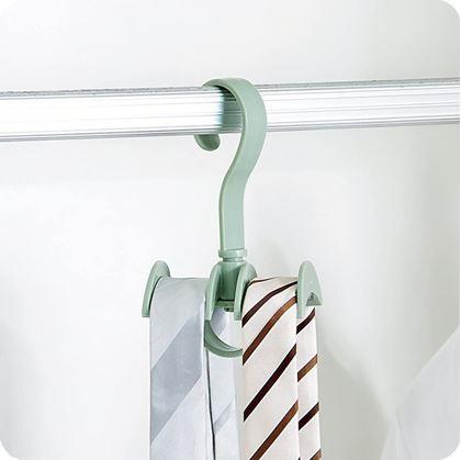 Obrázek z Praktický věšák do skříně - zelený