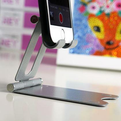 Obrázek z Kovový držák na mobil - stříbrný