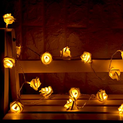 Obrázek z LED světelný řetěz na baterie s růžičkami – 20 květů
