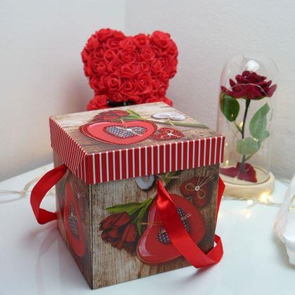 Obrázek z Dárková krabička 15 cm - srdce s růží