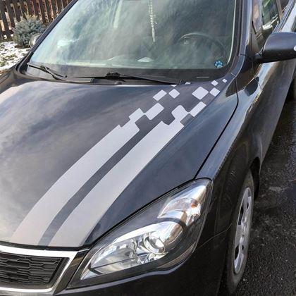 Obrázek z Samolepka na auto - pruhy - přerušované bílé