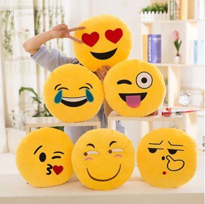 Obrázek z Emoji polštář - zamilovaný