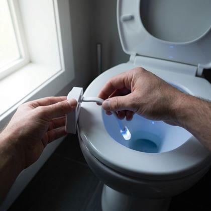 Obrázek z Světlo do WC